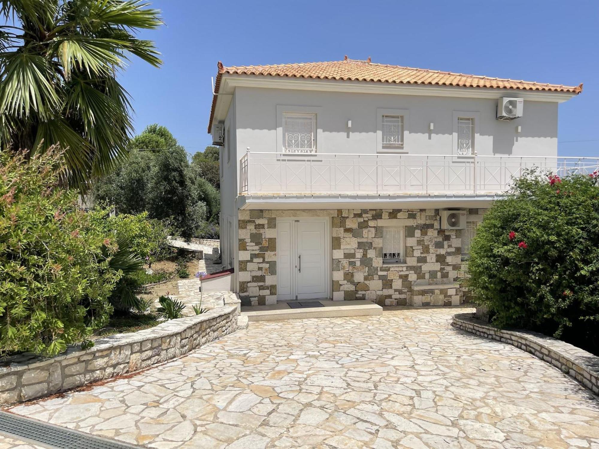 Luxurious Villa In Peloponnese With Swimming Pool Kamária Exterior foto